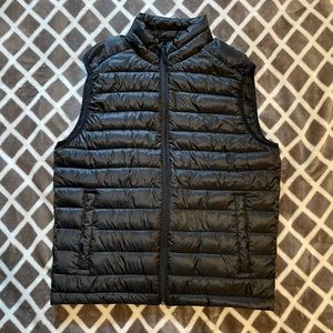 Men’s Aeropostale Black Puffer Vest